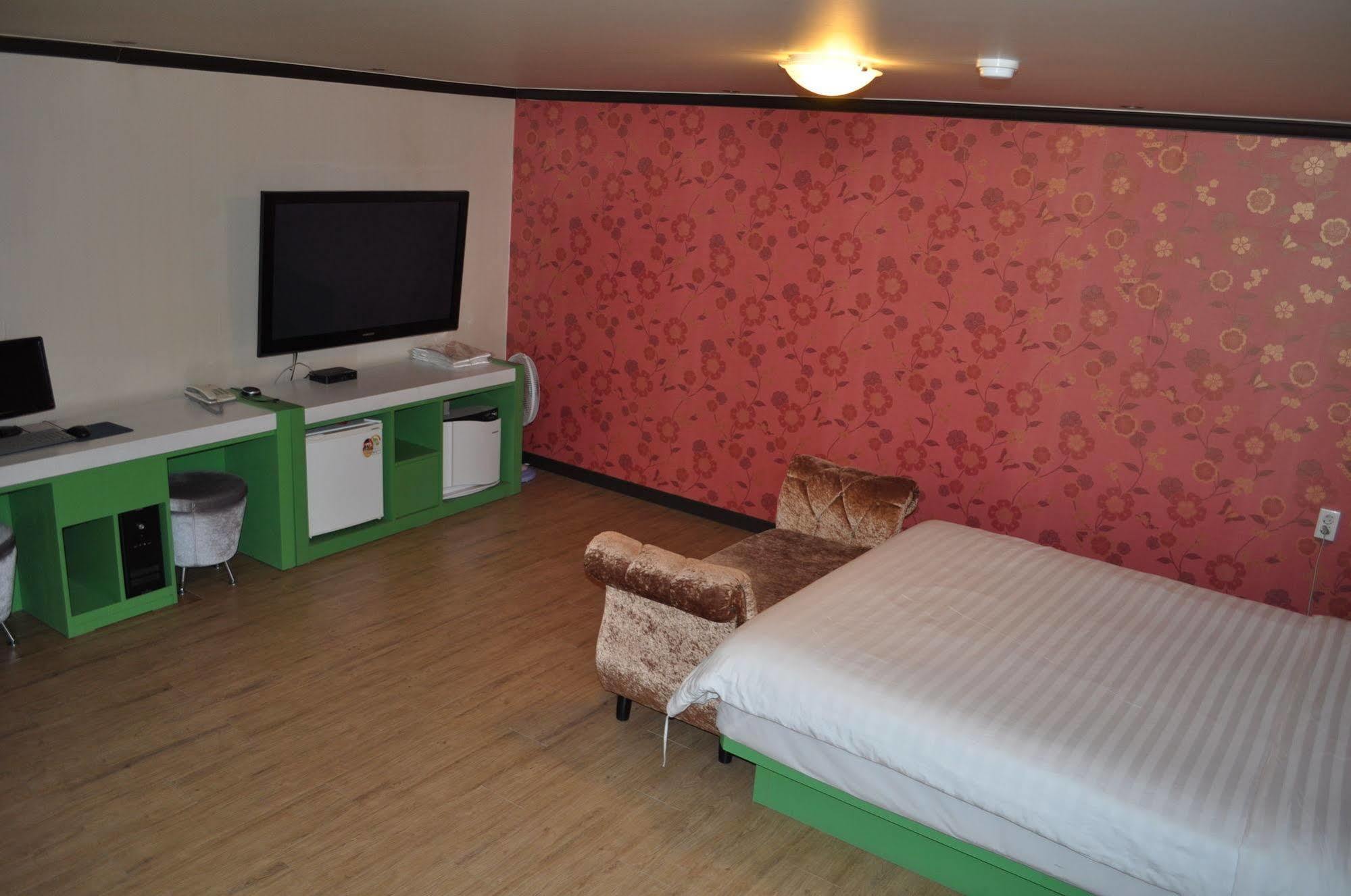 Goodstay Woosin Hotel Jeonju Luaran gambar