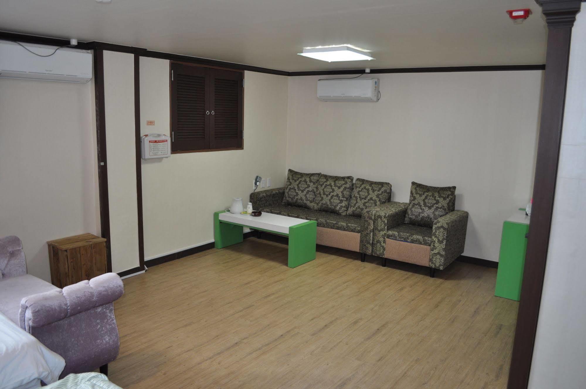 Goodstay Woosin Hotel Jeonju Luaran gambar