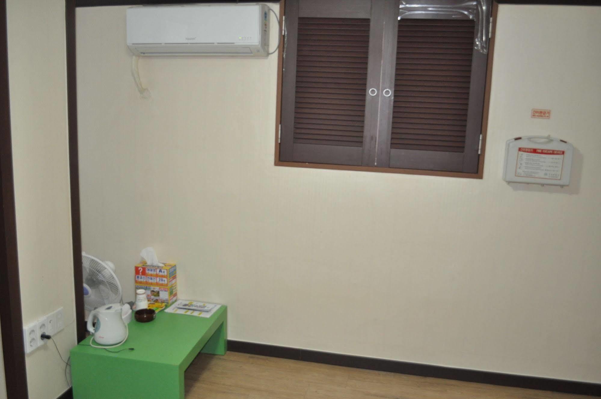 Goodstay Woosin Hotel Jeonju Luaran gambar